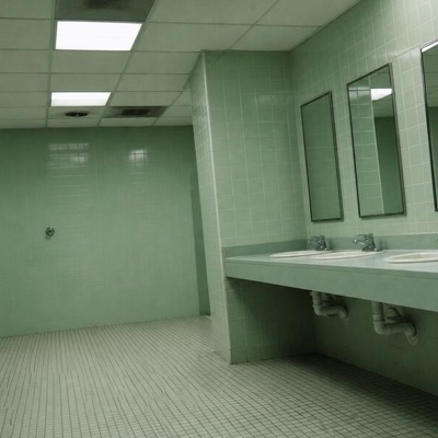 Why Everyone Is Dreaming About the Same Weird Bathroom